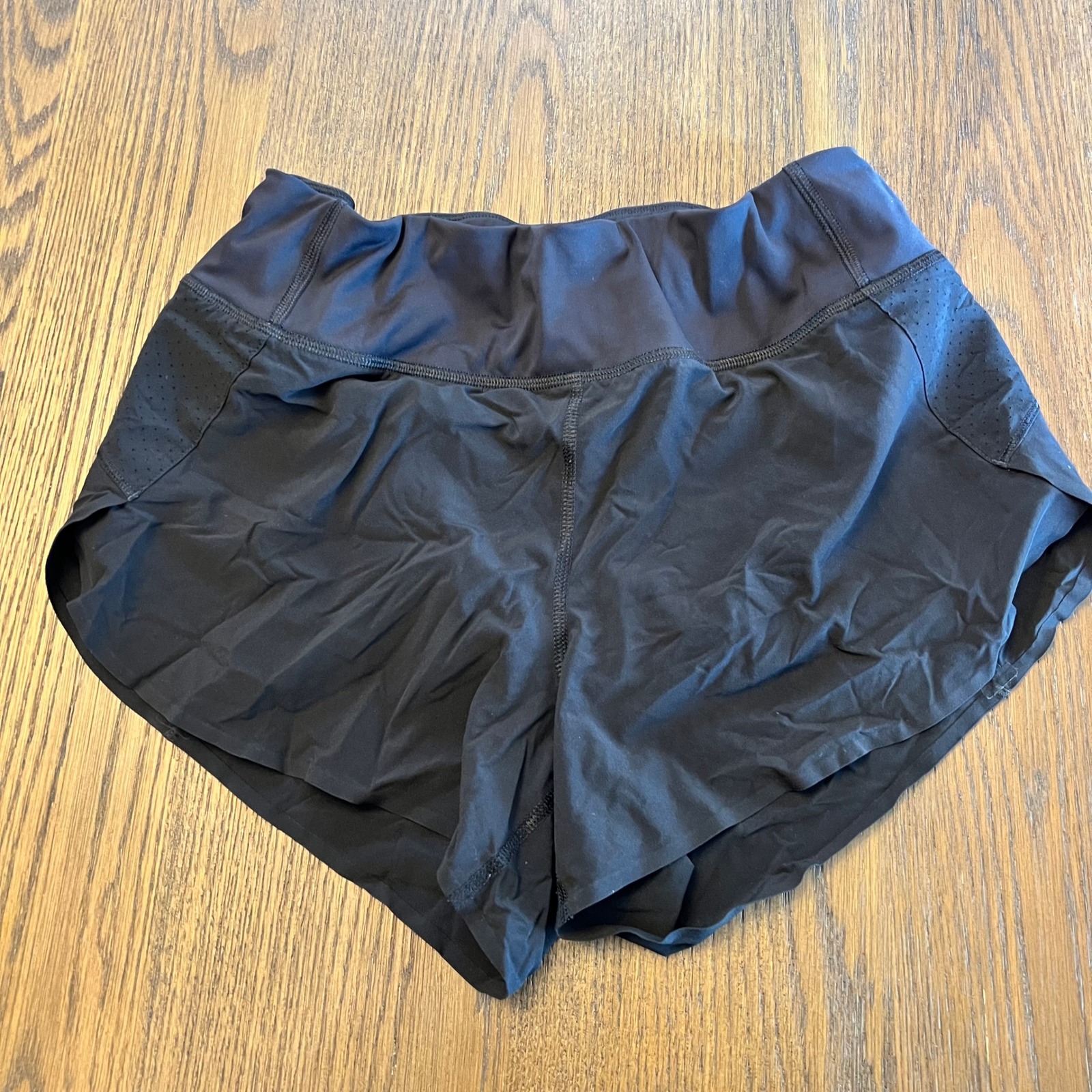 Athleta Run With It 3.5 Short Polyester Spandex Black Sporty Yoga Gorpcore Xs